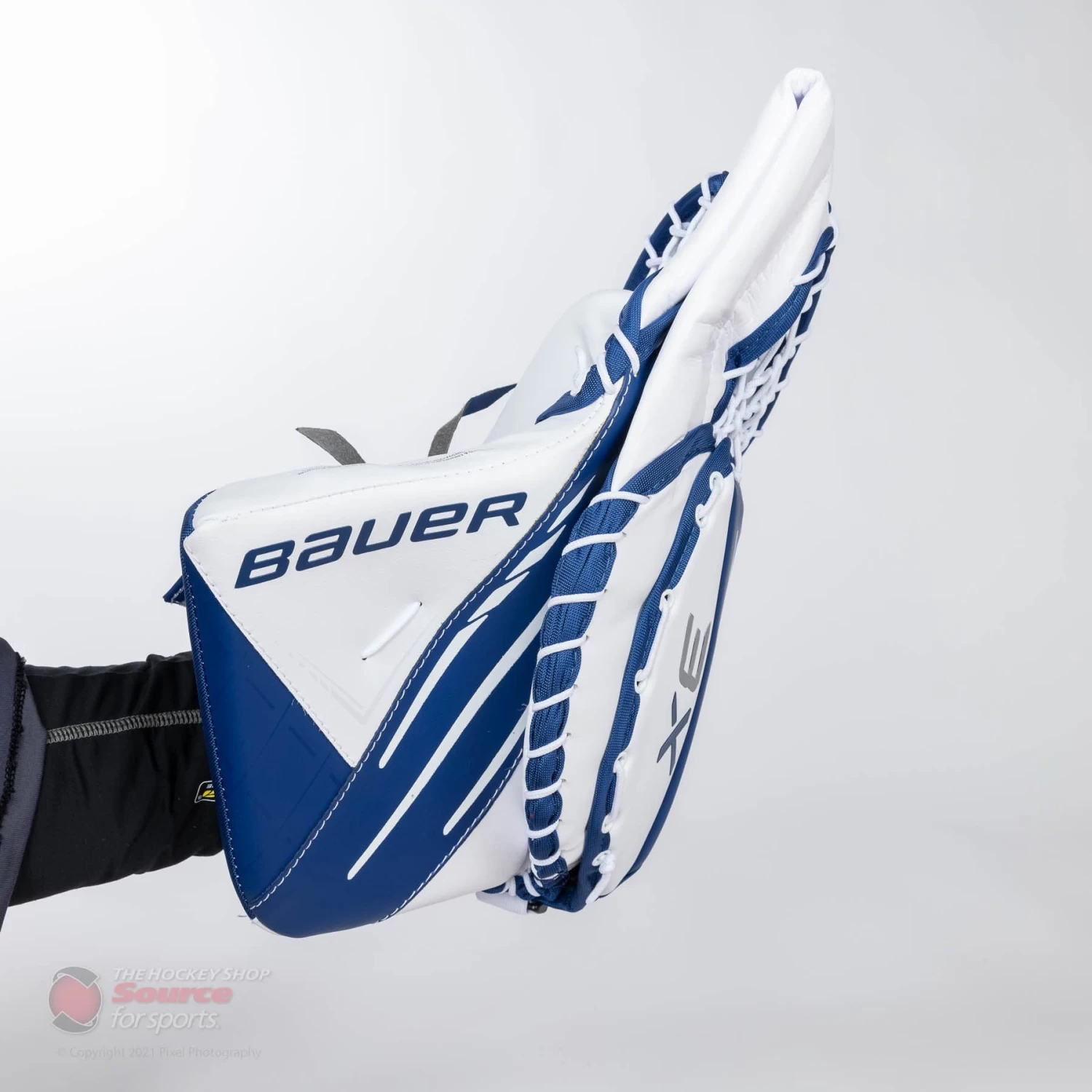 Bauer Vapor 3X Senior Goalie Catcher 2 Bauer Vapor 3X Senior Goalie Catcher - Image 2