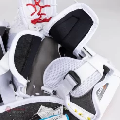 Bauer Vapor HyperLite Senior Goalie Catcher -Sports - Hockey bauer catchers bauer vapor hyperlite senior goalie catcher 27972555243586