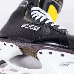 Bauer Supreme Elite Junior Hockey Skates (2018) -Sports - Hockey bauer hockey skates bauer supreme elite junior hockey skates 2018 4566210740290