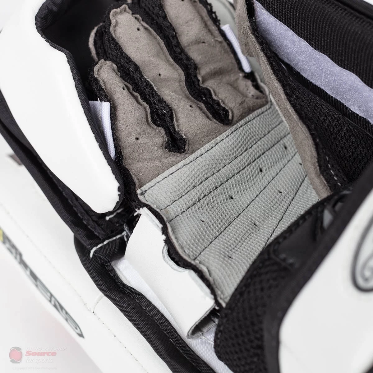 Brian's G-NETik 4 Senior Goalie Blocker 9 Brian's G-NETik 4 Senior Goalie Blocker - Image 9