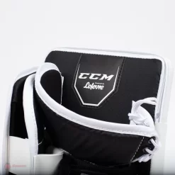 CCM Extreme Flex E4.5 Junior Goalie Blocker - Source Exclusive 21 CCM Extreme Flex E4.5 Junior Goalie Blocker - Source Exclusive -Sports - Hockey ccm blockers ccm extreme flex e4 5 junior goalie blocker source exclusive 5310650646594