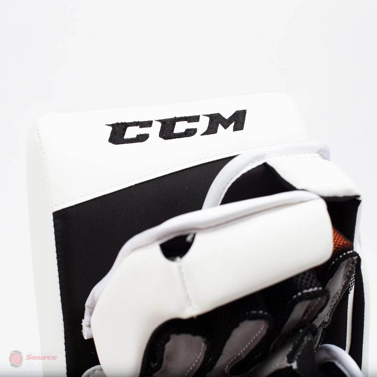 CCM Extreme Flex E4.9 Senior Goalie Blocker - Source Exclusive 6 CCM Extreme Flex E4.9 Senior Goalie Blocker - Source Exclusive - Image 6