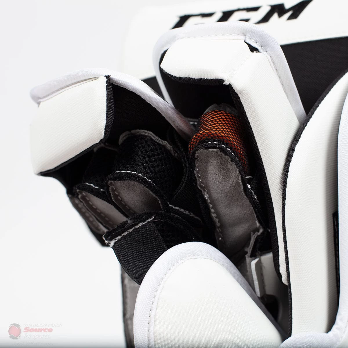 CCM Extreme Flex E4.9 Senior Goalie Blocker - Source Exclusive 7 CCM Extreme Flex E4.9 Senior Goalie Blocker - Source Exclusive - Image 7