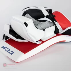 CCM Extreme Flex E5.5 Senior Goalie Blocker -Sports - Hockey ccm blockers ccm extreme flex e5 5 senior goalie blocker 27988471054402