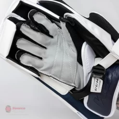 CCM Extreme Flex E5.9 Intermediate Goalie Blocker -Sports - Hockey ccm blockers ccm extreme flex e5 9 intermediate goalie blocker 27988474757186