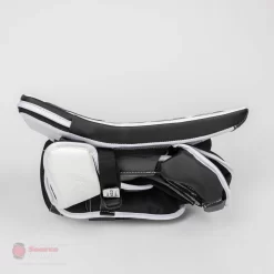 CCM Extreme Flex E5.9 Intermediate Goalie Blocker - Source Exclusive -Sports - Hockey ccm blockers ccm extreme flex e5 9 intermediate goalie blocker source exclusive 28238261616706