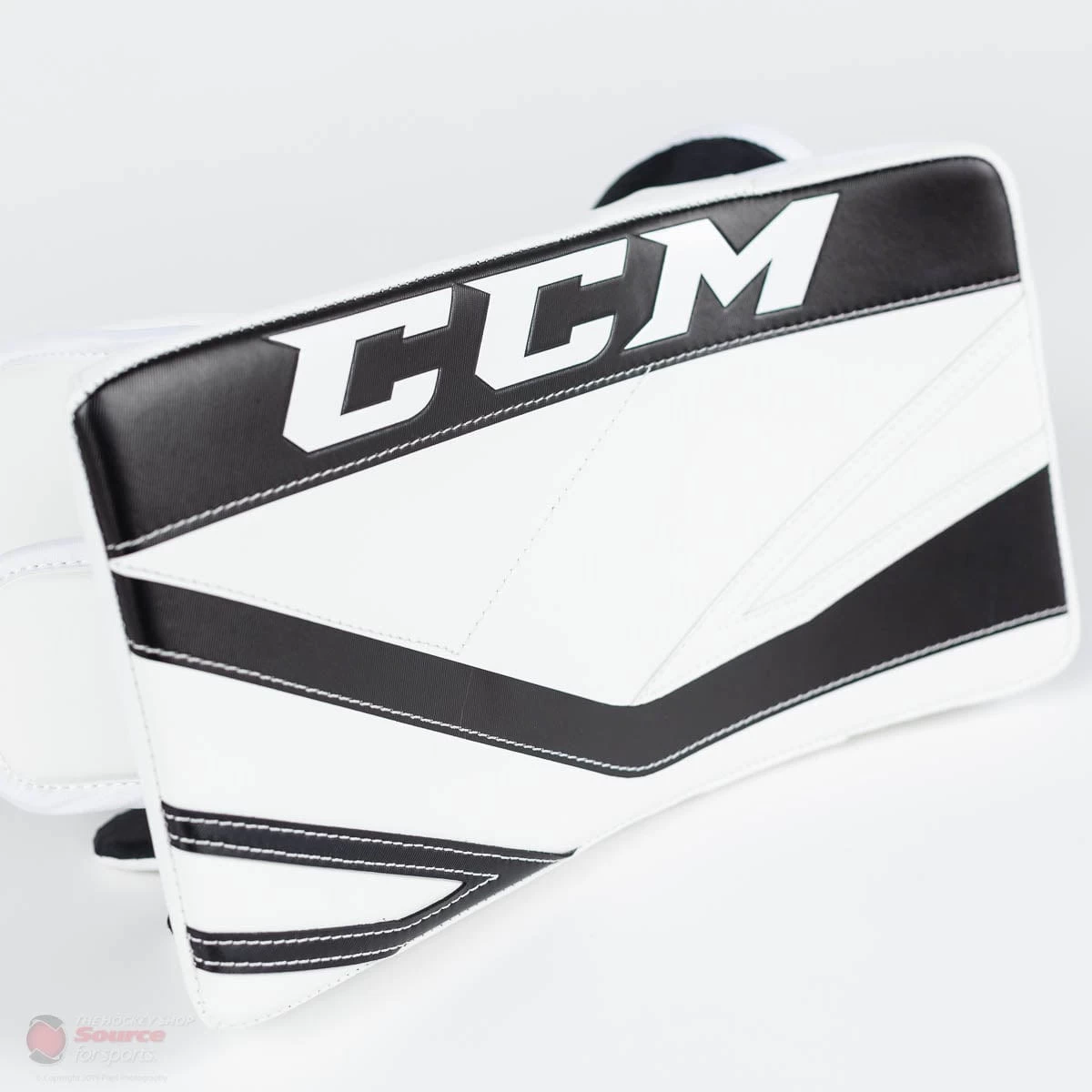 CCM Premier P2.5 Senior Goalie Blocker - Source Exclusive 4 CCM Premier P2.5 Senior Goalie Blocker - Source Exclusive - Image 4