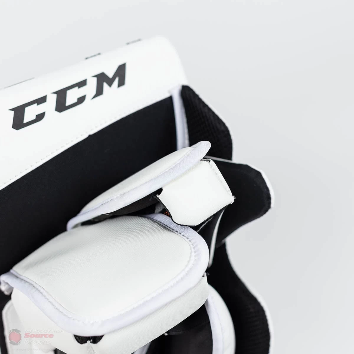 CCM Premier P2.5 Senior Goalie Blocker - Source Exclusive 5 CCM Premier P2.5 Senior Goalie Blocker - Source Exclusive - Image 5