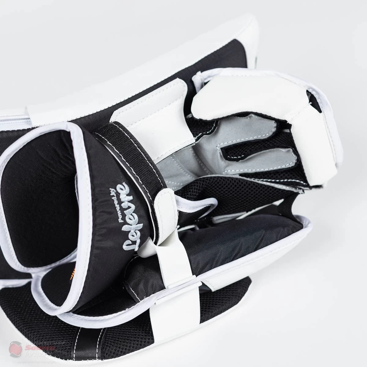 CCM Premier P2.9 Intermediate Goalie Blocker - Source Exclusive 4 CCM Premier P2.9 Intermediate Goalie Blocker - Source Exclusive - Image 4
