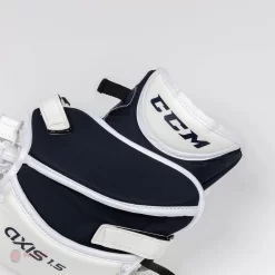CCM Axis A1.5 Junior Goalie Catcher -Sports - Hockey ccm catchers ccm axis a1 5 junior goalie catcher 13994168877122