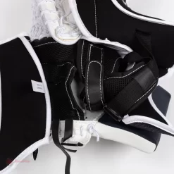 CCM Axis A1.5 Junior Goalie Catcher -Sports - Hockey ccm catchers ccm axis a1 5 junior goalie catcher 13994169008194