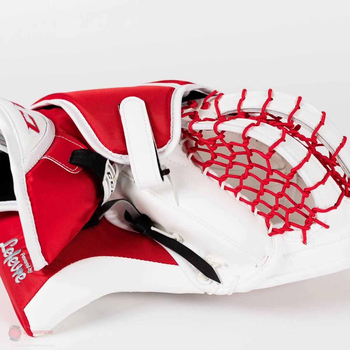 CCM Extreme Flex 4 Pro Senior Goalie Catcher 9 CCM Extreme Flex 4 Pro Senior Goalie Catcher - Image 9