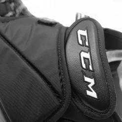 CCM Extreme Flex 5 Senior Goalie Catcher - 580 Break Angle -Sports - Hockey ccm catchers ccm extreme flex 5 senior goalie catcher 580 break angle 28808150417474