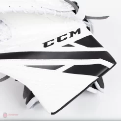 CCM Extreme Flex E4.5 Junior Goalie Catcher - Source Exclusive 23 CCM Extreme Flex E4.5 Junior Goalie Catcher - Source Exclusive -Sports - Hockey ccm catchers ccm extreme flex e4 5 junior goalie catcher source exclusive 5323871912002