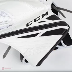 CCM Extreme Flex E4.9 Senior Goalie Catcher - Source Exclusive 22 CCM Extreme Flex E4.9 Senior Goalie Catcher - Source Exclusive -Sports - Hockey ccm catchers ccm extreme flex e4 9 senior goalie catcher source exclusive 5323923685442