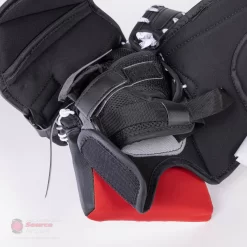 CCM Extreme Flex E5.5 Junior Goalie Catcher - Source Exclusive -Sports - Hockey ccm catchers ccm extreme flex e5 5 junior goalie catcher source exclusive 28235119099970