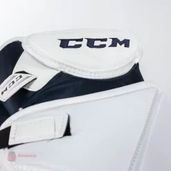 CCM Extreme Flex E5.9 Intermediate Goalie Catcher 28 CCM Extreme Flex E5.9 Intermediate Goalie Catcher -Sports - Hockey ccm catchers ccm extreme flex e5 9 intermediate goalie catcher 27988516667458