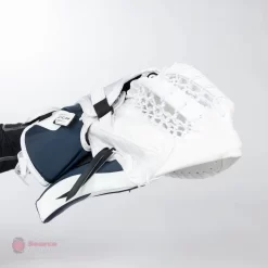 CCM Extreme Flex E5.9 Intermediate Goalie Catcher 24 CCM Extreme Flex E5.9 Intermediate Goalie Catcher -Sports - Hockey ccm catchers ccm extreme flex e5 9 intermediate goalie catcher 27988516798530