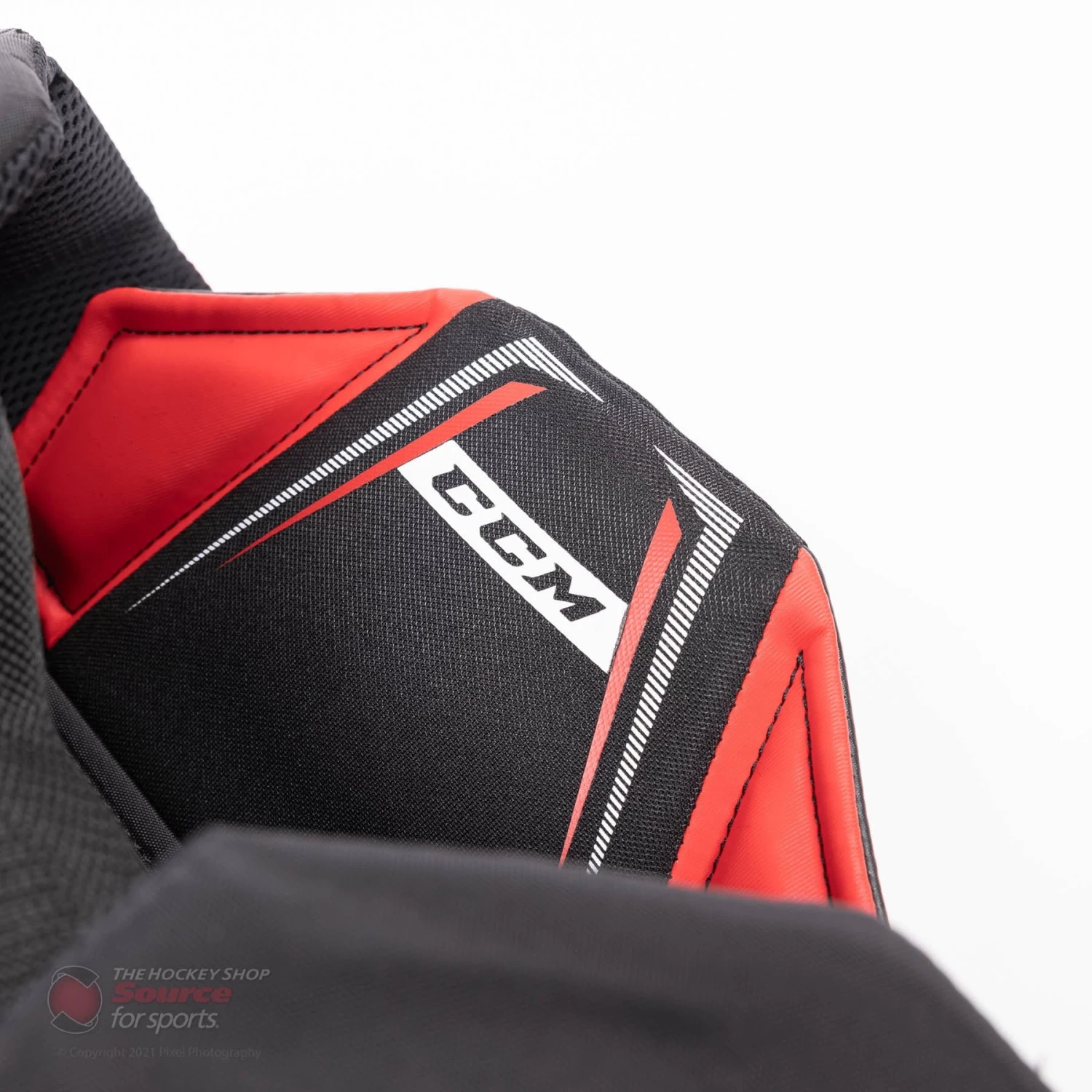 CCM 1.5 Junior Goalie Pants 7 CCM 1.5 Junior Goalie Pants - Image 7