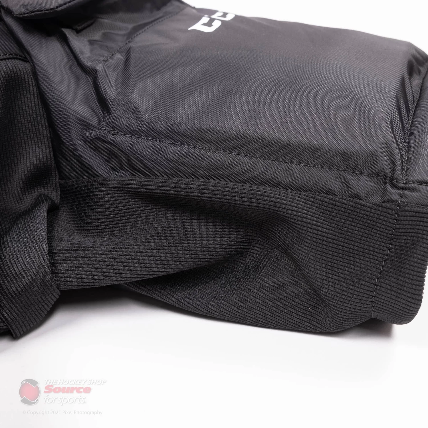 CCM 1.5 Junior Goalie Pants 5 CCM 1.5 Junior Goalie Pants - Image 5