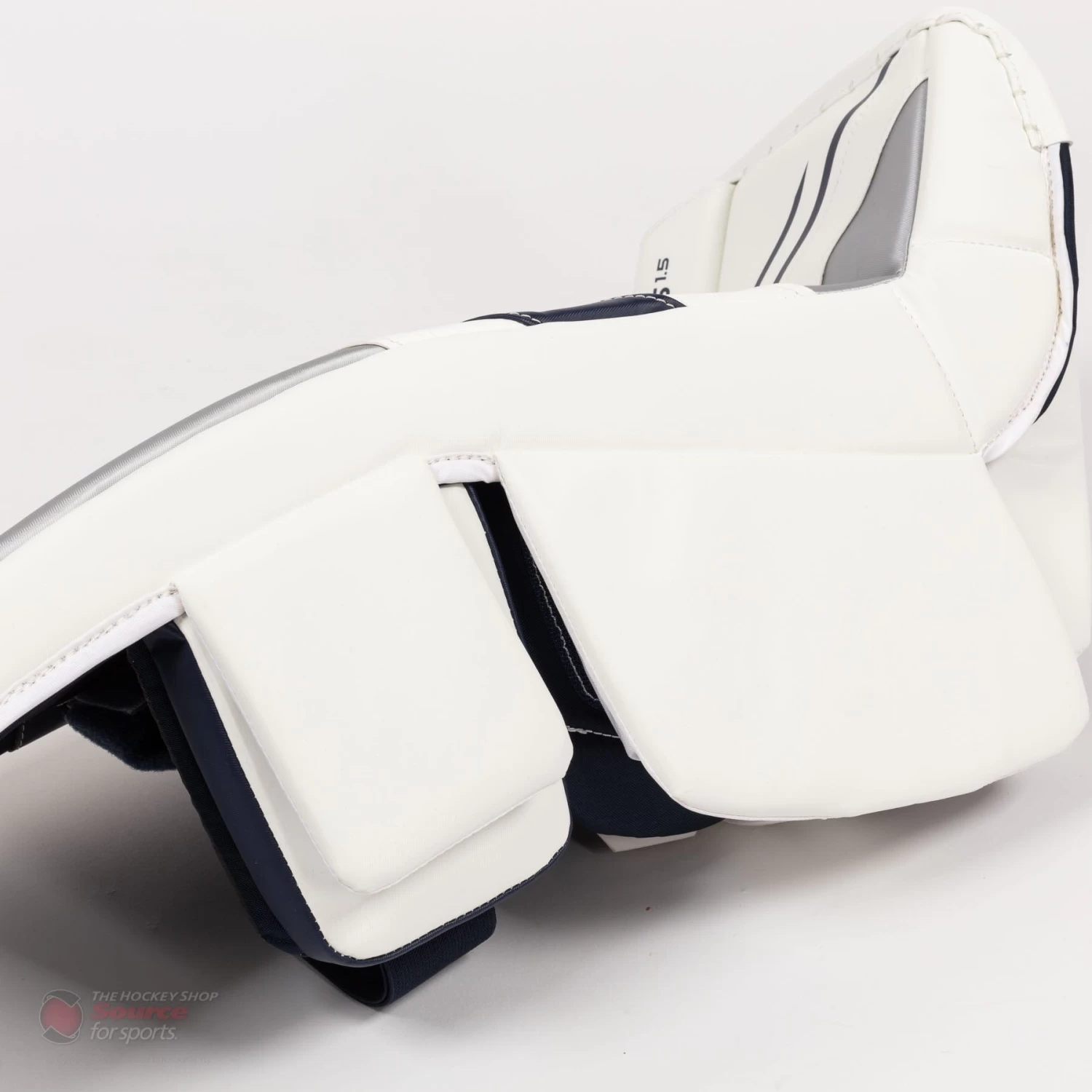 CCM Axis A1.5 Junior Goalie Leg Pads 10 CCM Axis A1.5 Junior Goalie Leg Pads - Image 10