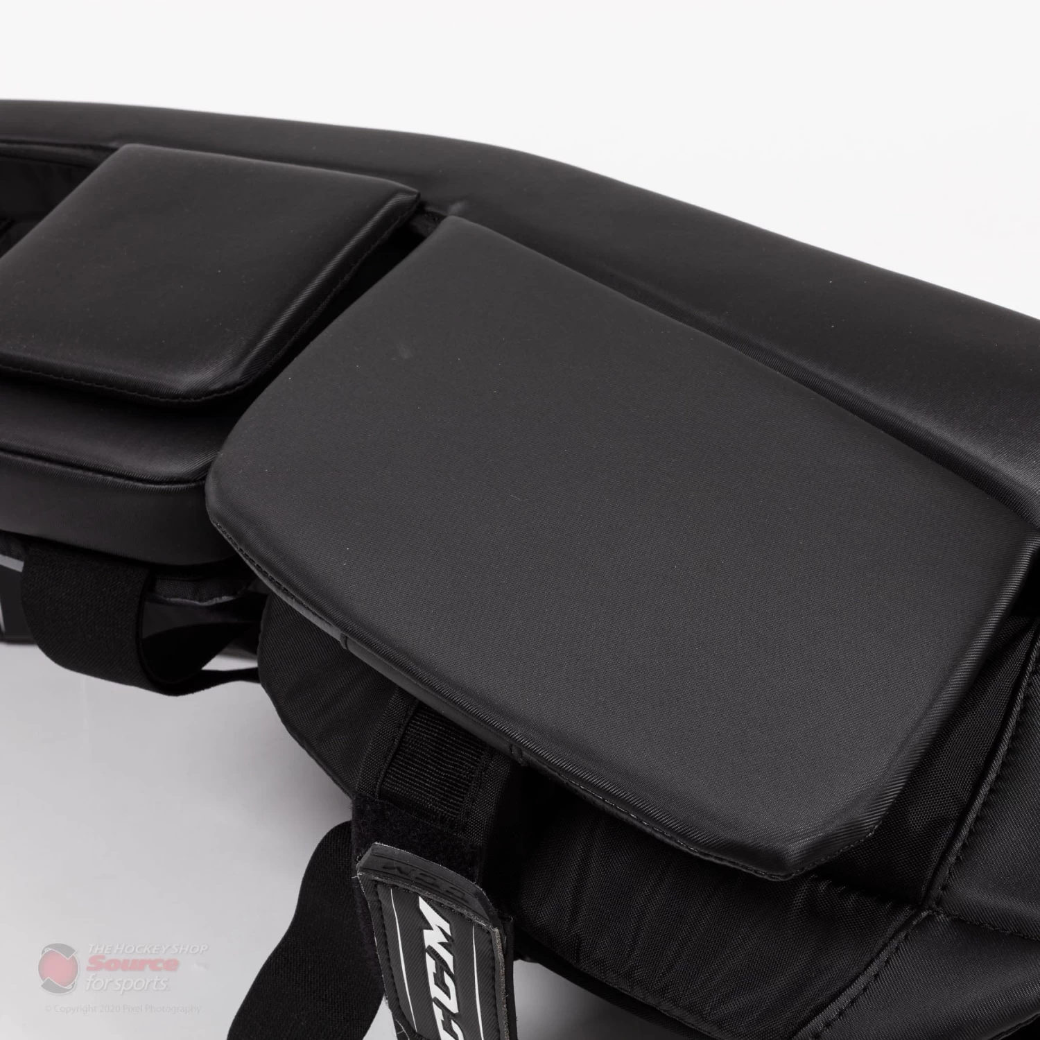 CCM Axis Senior Goalie Leg Pads 12 CCM Axis Senior Goalie Leg Pads - Image 12