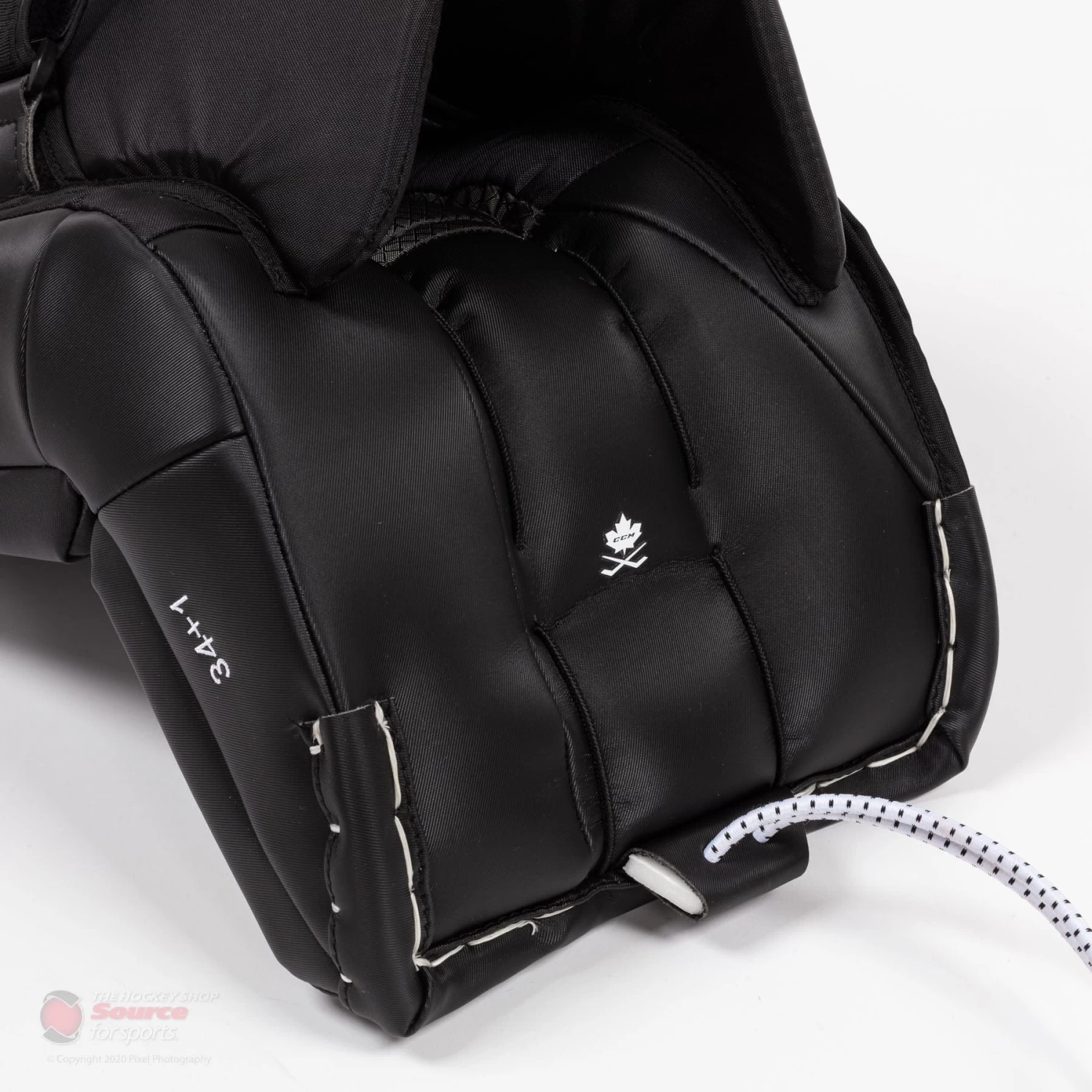 CCM Axis Senior Goalie Leg Pads 7 CCM Axis Senior Goalie Leg Pads - Image 7