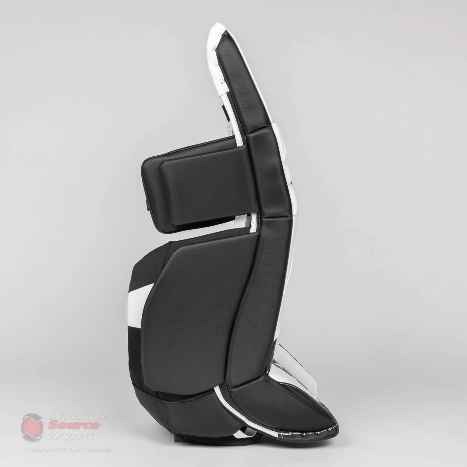 CCM Extreme Flex E5.9 Intermediate Goalie Leg Pads - Source Exclusive 2 CCM Extreme Flex E5.9 Intermediate Goalie Leg Pads - Source Exclusive - Image 2