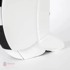 CCM Extreme Flex E5.9 Senior Goalie Leg Pads 30 CCM Extreme Flex E5.9 Senior Goalie Leg Pads -Sports - Hockey ccm leg pads ccm extreme flex e5 9 senior goalie leg pads 27988495302722