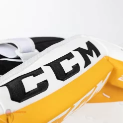 CCM Extreme Flex E5.9 Senior Goalie Leg Pads 26 CCM Extreme Flex E5.9 Senior Goalie Leg Pads -Sports - Hockey ccm leg pads ccm extreme flex e5 9 senior goalie leg pads 27988495368258