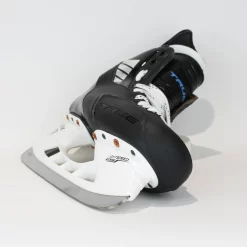 TRUE Player Senior Hockey Skates - Pro Stock - Edge Holder - Beige Liner - Size 9 -Sports - Hockey true hockey skates true player senior hockey skates pro stock edge holder beige liner size 9 9 r standard 15187074023490