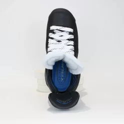 TRUE Player Senior Hockey Skates - Pro Stock - VH Holder - White Felt Tongue - Size 7 -Sports - Hockey true hockey skates true player senior hockey skates pro stock vh holder white felt tongue size 7 7 r standard 15186691850306