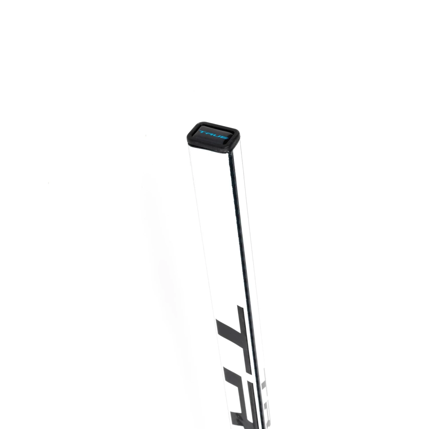 TRUE AX7 Senior Hockey Stick 4 TRUE AX7 Senior Hockey Stick - Image 4