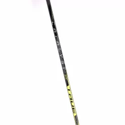 TRUE Catalyst 3X Junior Hockey Stick S21 - 30 Flex 15 TRUE Catalyst 3X Junior Hockey Stick S21 - 30 Flex -Sports - Hockey true hockey sticks true catalyst 3x junior hockey stick 30 flex 28797103374402