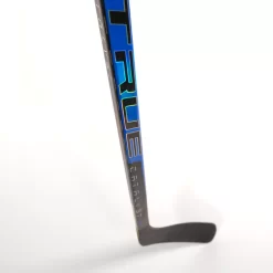 TRUE Catalyst 9X Pro Stock Senior Hockey Stick - Taylor Hall - Yzerman Curve - L-100 -Sports - Hockey true hockey sticks true catalyst 9x pro stock senior hockey stick taylor hall yzerman curve l 100 yzerman l 100 29120981237826