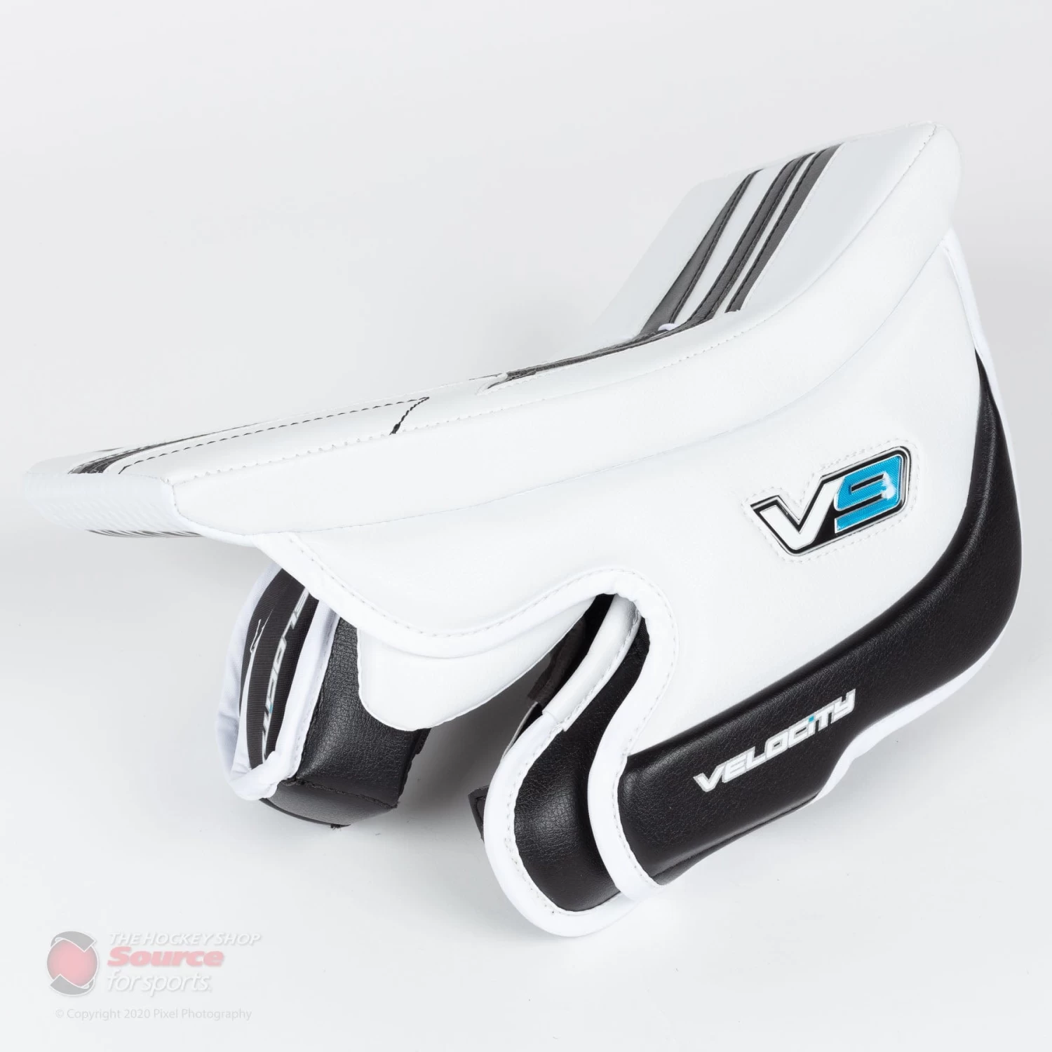 Vaughn Velocity V9 Intermediate Goalie Blocker 3 Vaughn Velocity V9 Intermediate Goalie Blocker - Image 3