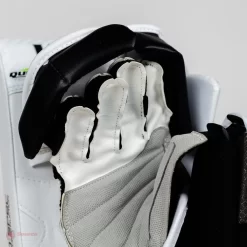 Vaughn Ventus SLR2 Pro Carbon Senior Goalie Blocker -Sports - Hockey vaughn blockers vaughn ventus slr2 pro carbon senior goalie blocker 5312867074114