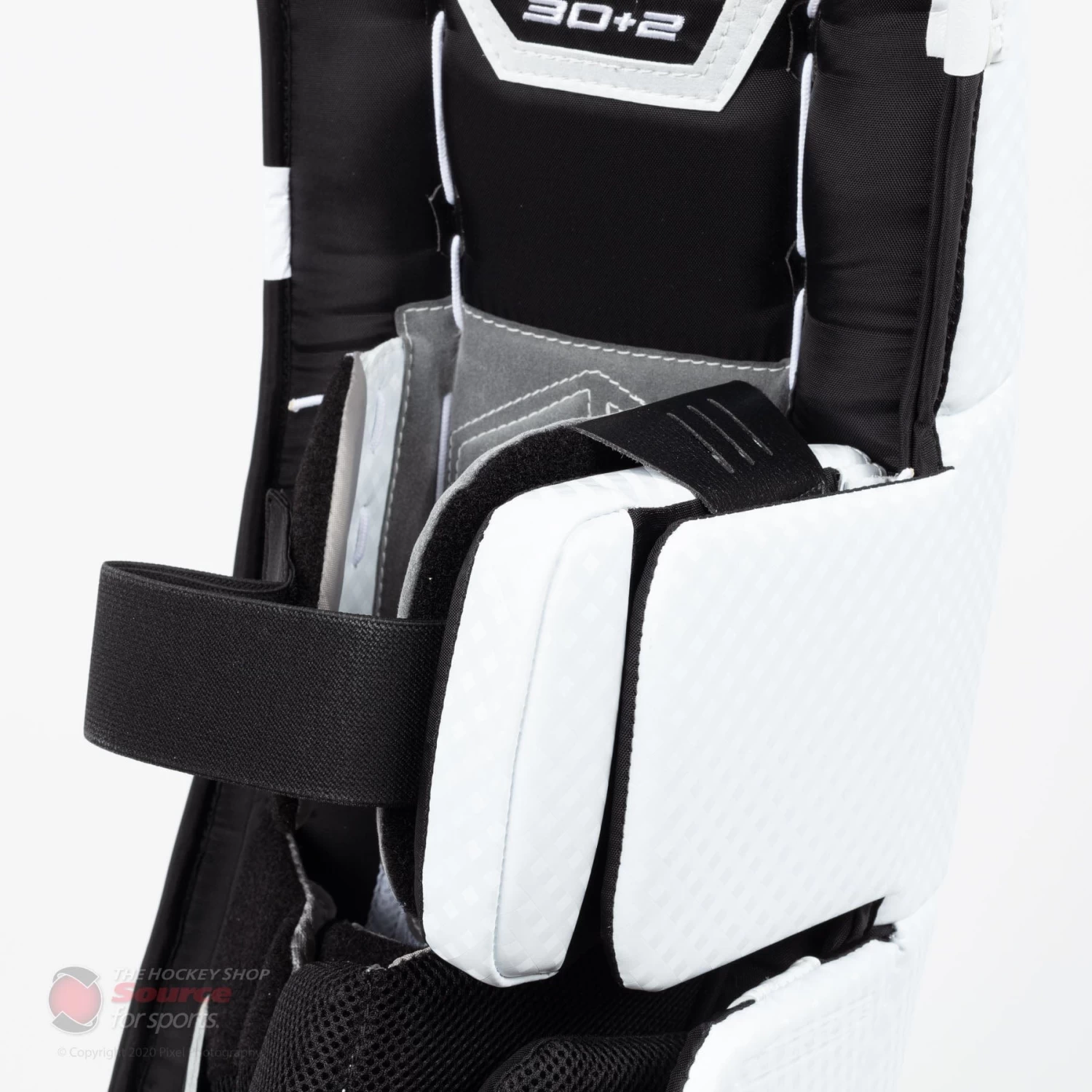 Vaughn Velocity V9 Intermediate Goalie Leg Pads 10 Vaughn Velocity V9 Intermediate Goalie Leg Pads - Image 10