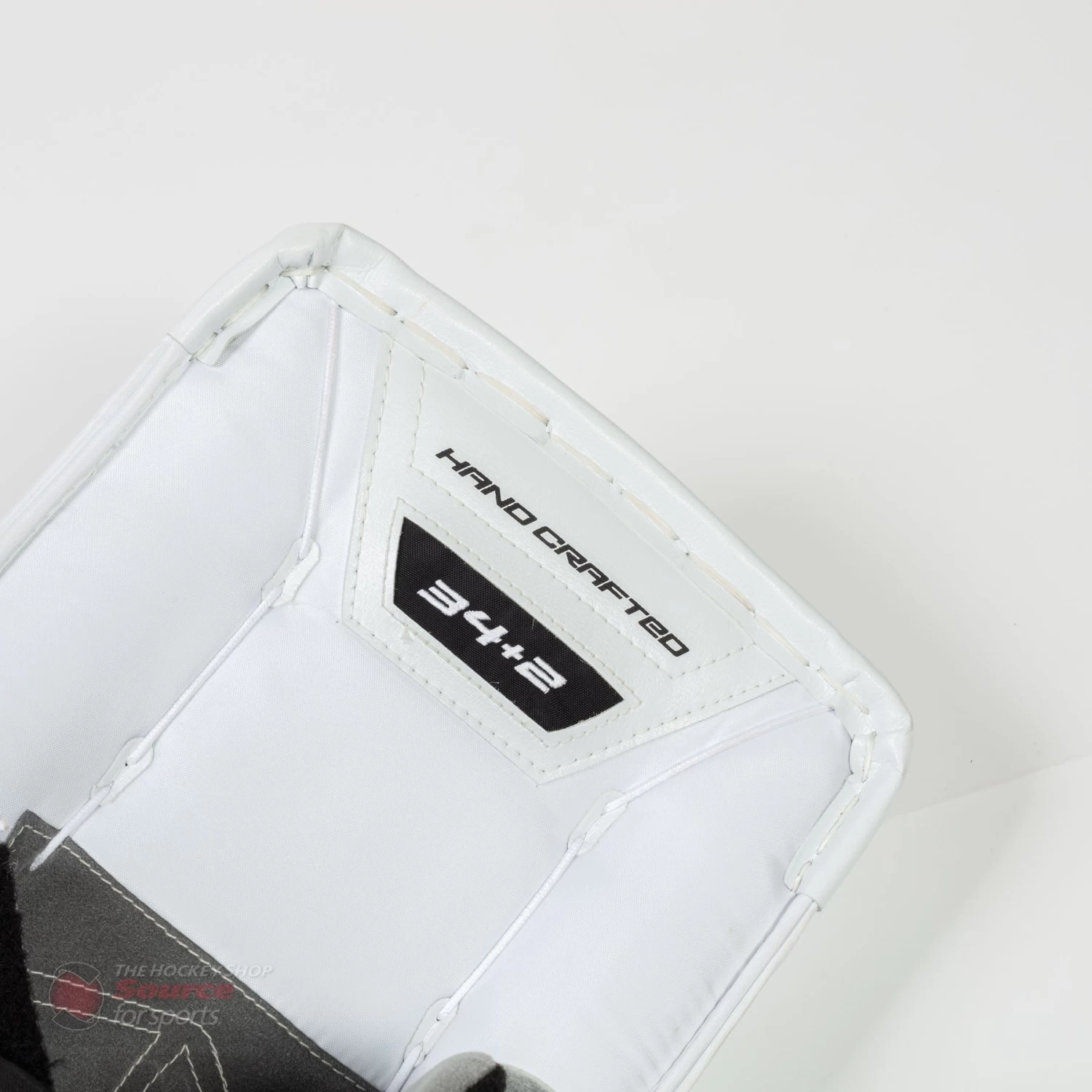 Vaughn Velocity V9 Pro Senior Goalie Leg Pads 7 Vaughn Velocity V9 Pro Senior Goalie Leg Pads - Image 7