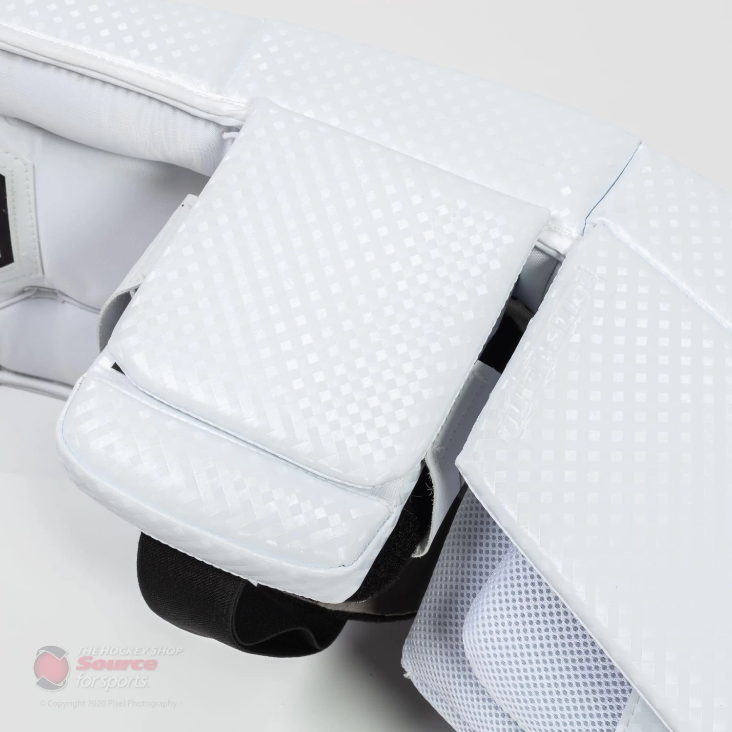 Vaughn Velocity V9 Pro Senior Goalie Leg Pads 4 Vaughn Velocity V9 Pro Senior Goalie Leg Pads - Image 4