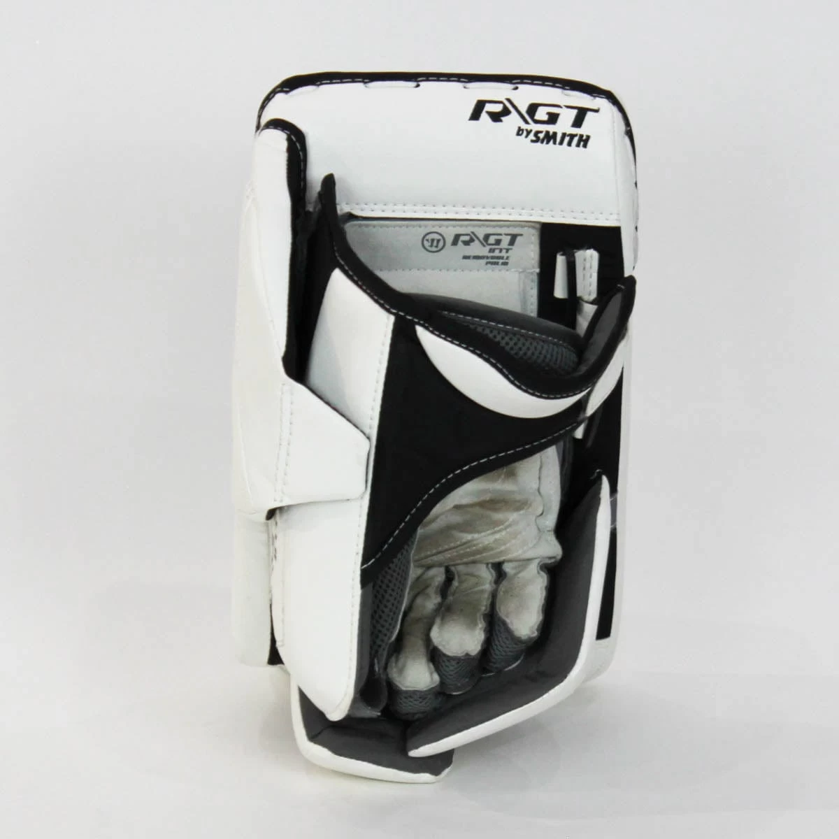 Warrior Ritual GT Intermediate Goalie Blocker - Demo A 3 Warrior Ritual GT Intermediate Goalie Blocker - Demo A - Image 3