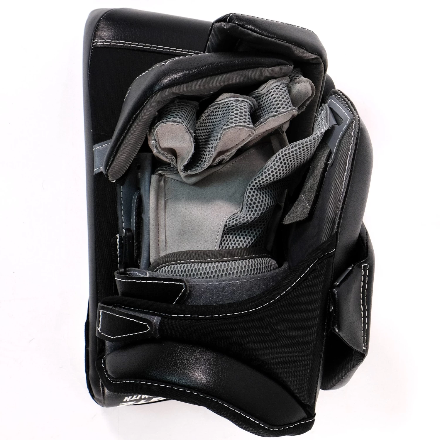 Warrior Ritual GT2 Classic Senior Goalie Blocker 7 Warrior Ritual GT2 Classic Senior Goalie Blocker - Image 7