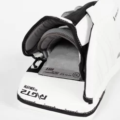 Warrior Ritual GT2 Intermediate Goalie Blocker -Sports - Hockey warrior blockers warrior ritual gt2 intermediate goalie blocker 5428197523522