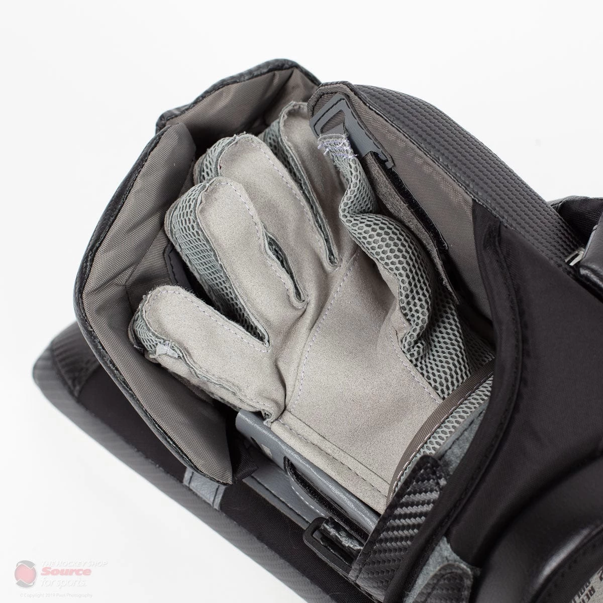 Warrior Ritual GT2 Intermediate Goalie Blocker - Source Exclusive 6 Warrior Ritual GT2 Intermediate Goalie Blocker - Source Exclusive - Image 6