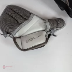 Warrior Ritual G5 Pro Senior Goalie Catcher -Sports - Hockey warrior catchers warrior ritual g5 pro senior goalie catcher 14051005431874