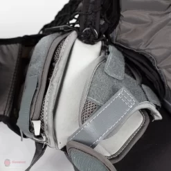 Warrior Ritual GT2 Intermediate Goalie Catcher -Sports - Hockey warrior catchers warrior ritual gt2 intermediate goalie catcher 30370374975554