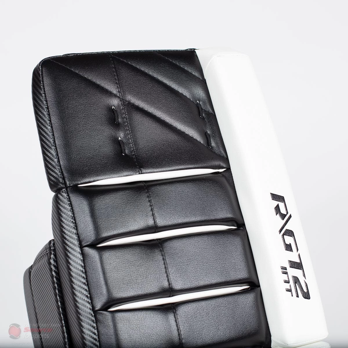 Warrior Ritual GT2 Intermediate Goalie Leg Pads - Source Exclusive 2 Warrior Ritual GT2 Intermediate Goalie Leg Pads - Source Exclusive - Image 2